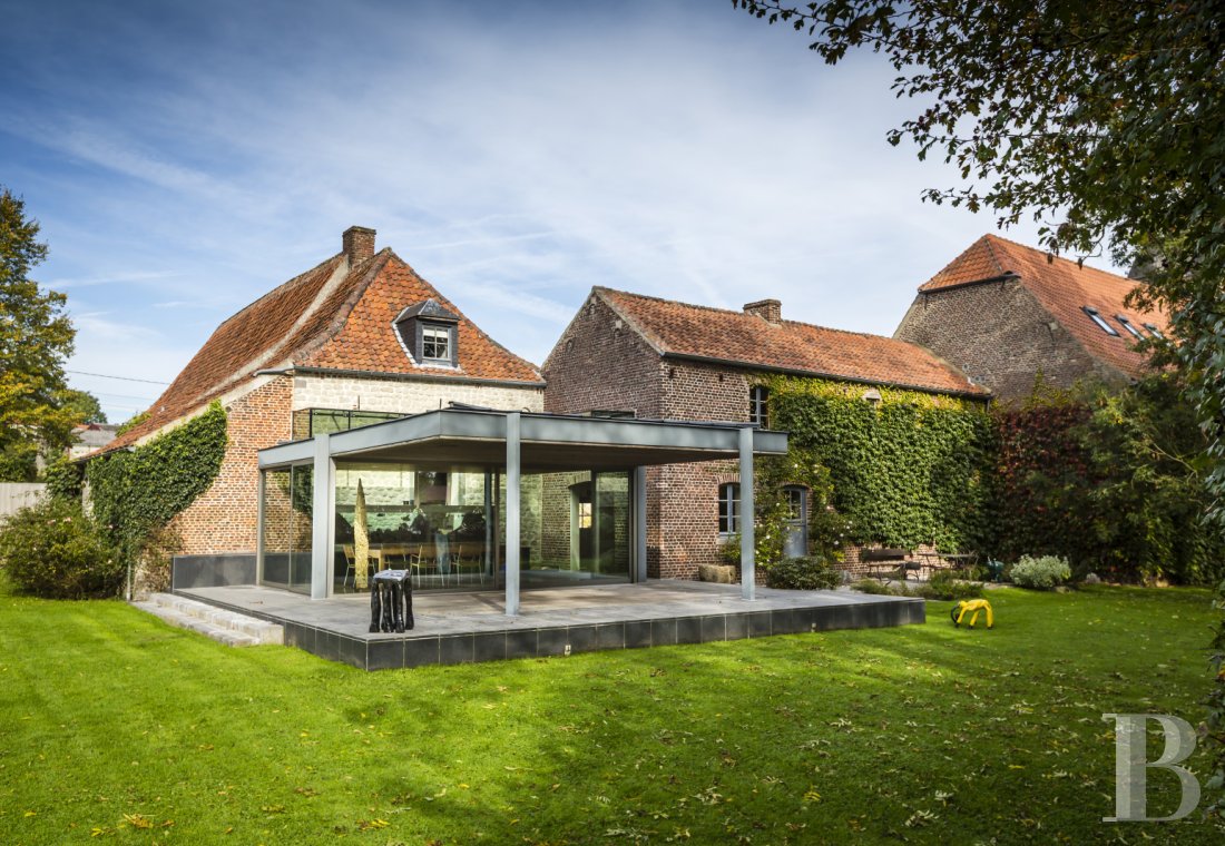 An old farmhouse transformed into an environmentally friendly hotel in a village to the south of Brussels in Brabant - photo  n°4